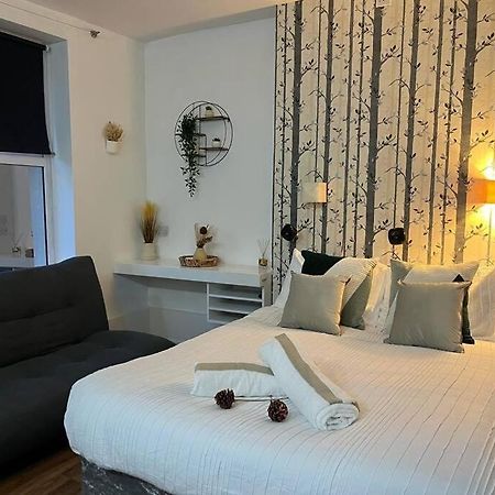 Tree Studio Apartment Barbican F3 London Eksteriør billede